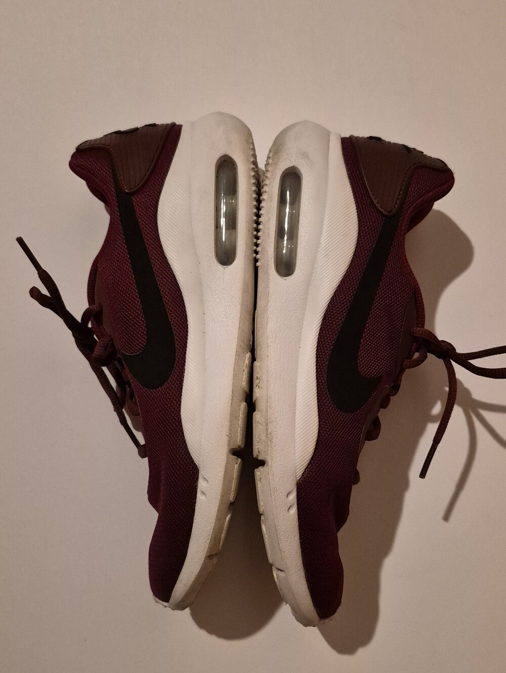 Nike Women's Athletic Shoes - Maroon and Black Size 8 - Picture 6 of 8